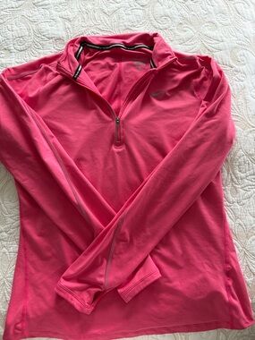 Nike Women's Bright Pink Half-Zip Athletic Pullover